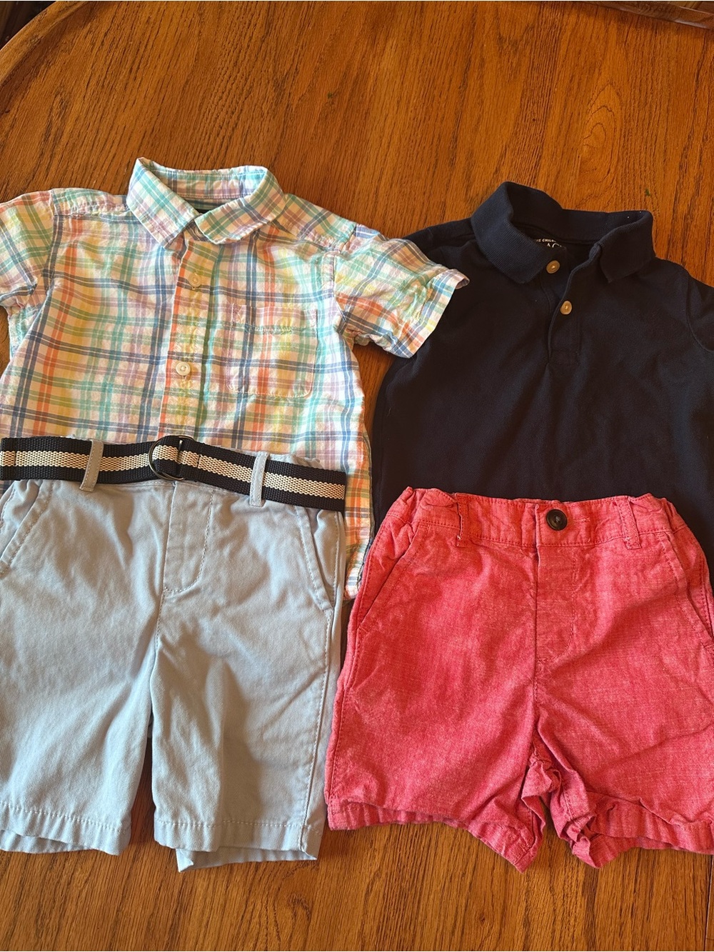 Children’s Place Bundle Shorts & Shirts boys size 3T